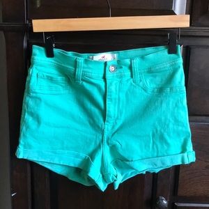 Never Worn-Hollister Shorts